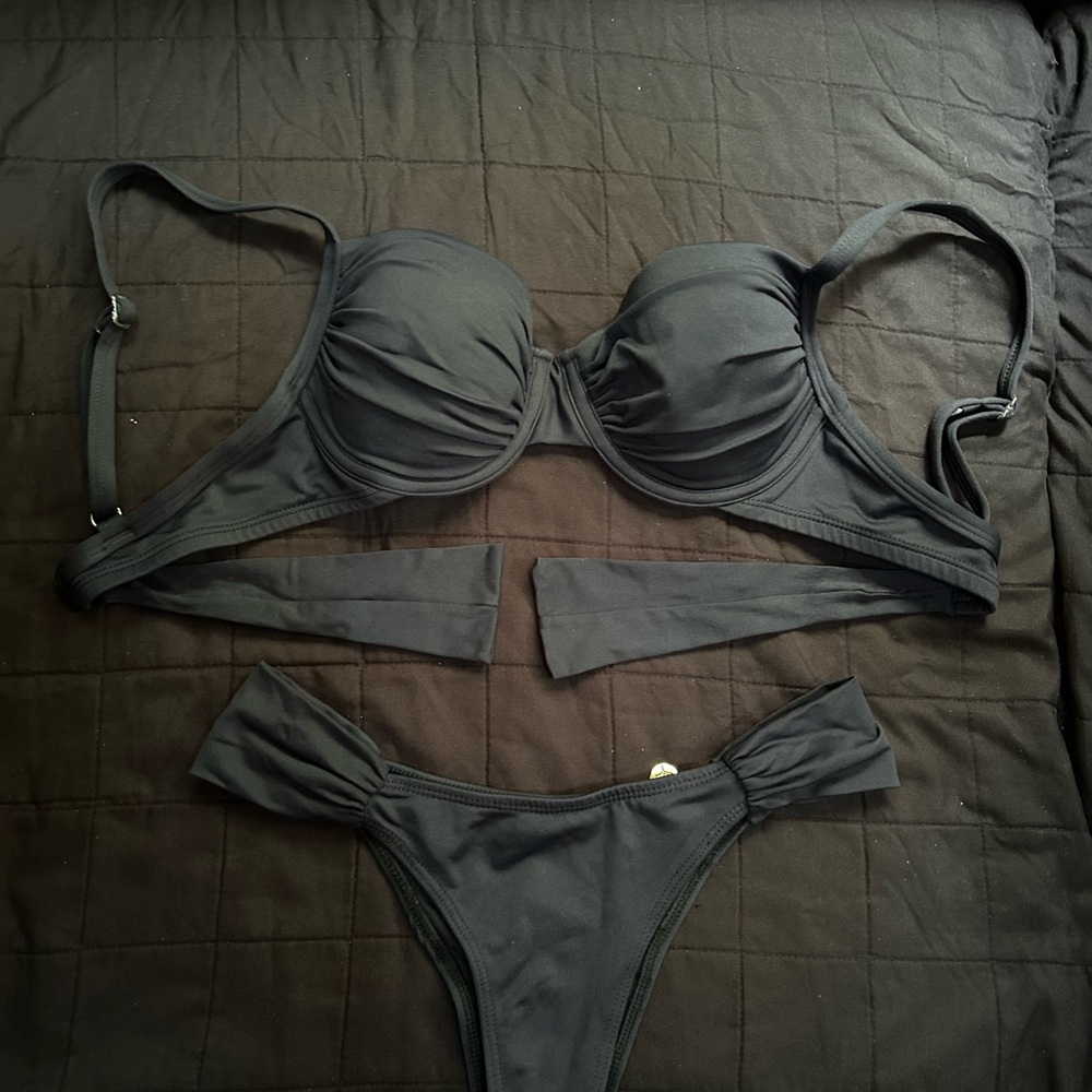 Elegant Black Women's Bikini Set